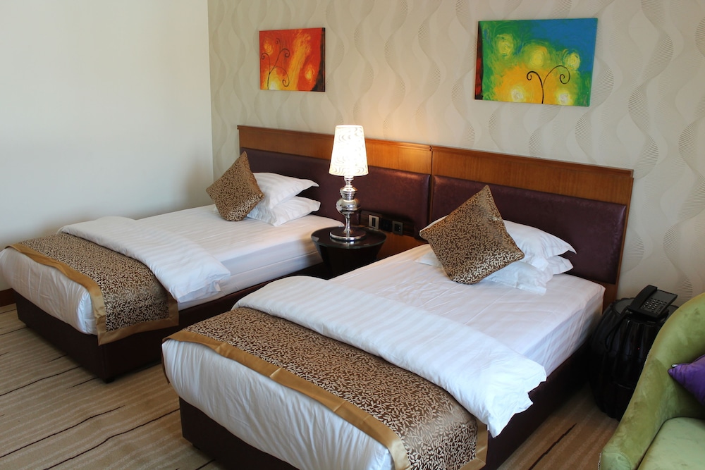 Velvet Hotel 15/54
