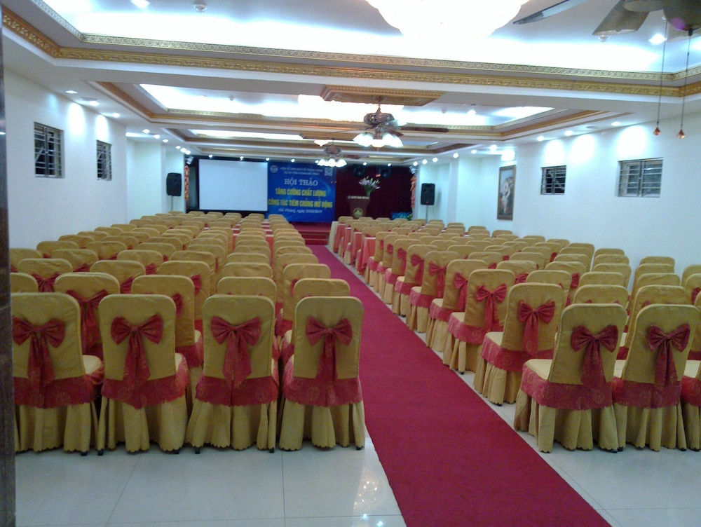 Classic Hoang Long Hotel 60/65