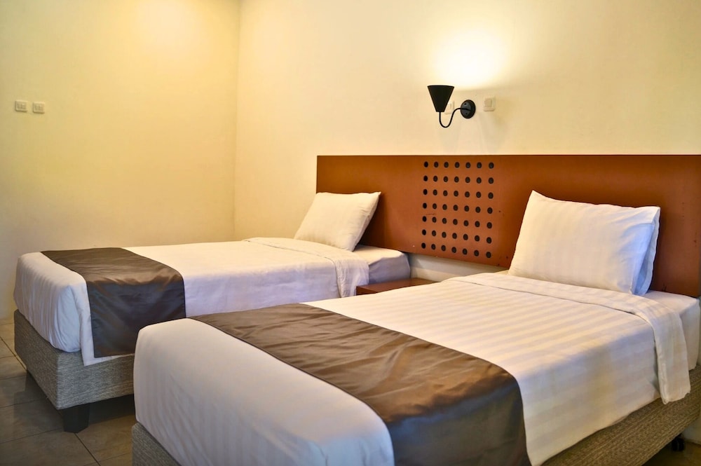 Grand Cempaka Resort Hotel Powered by Archipelago 11/49