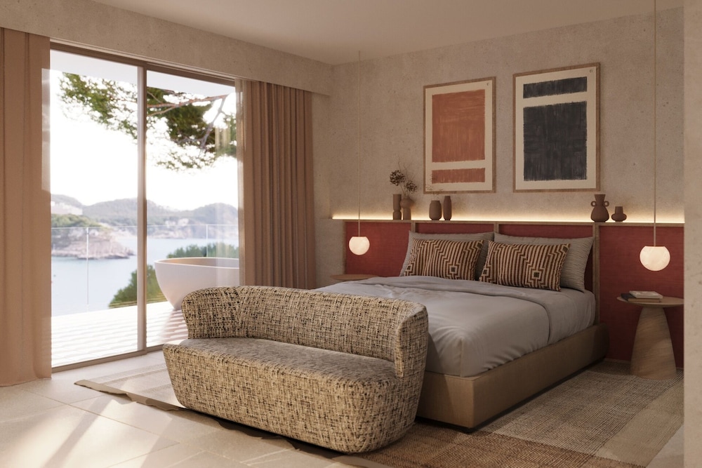 Cliff, King Bed, Sea View