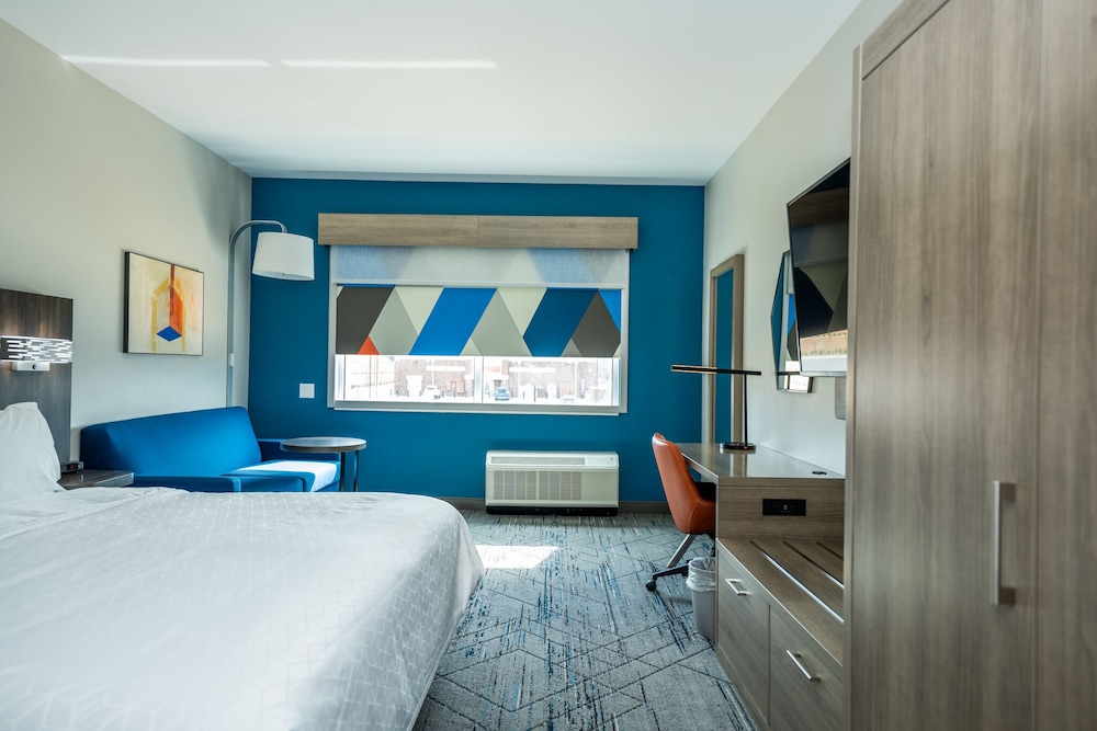Holiday Inn Express & Suites Charlottesville - Monticello 21/65