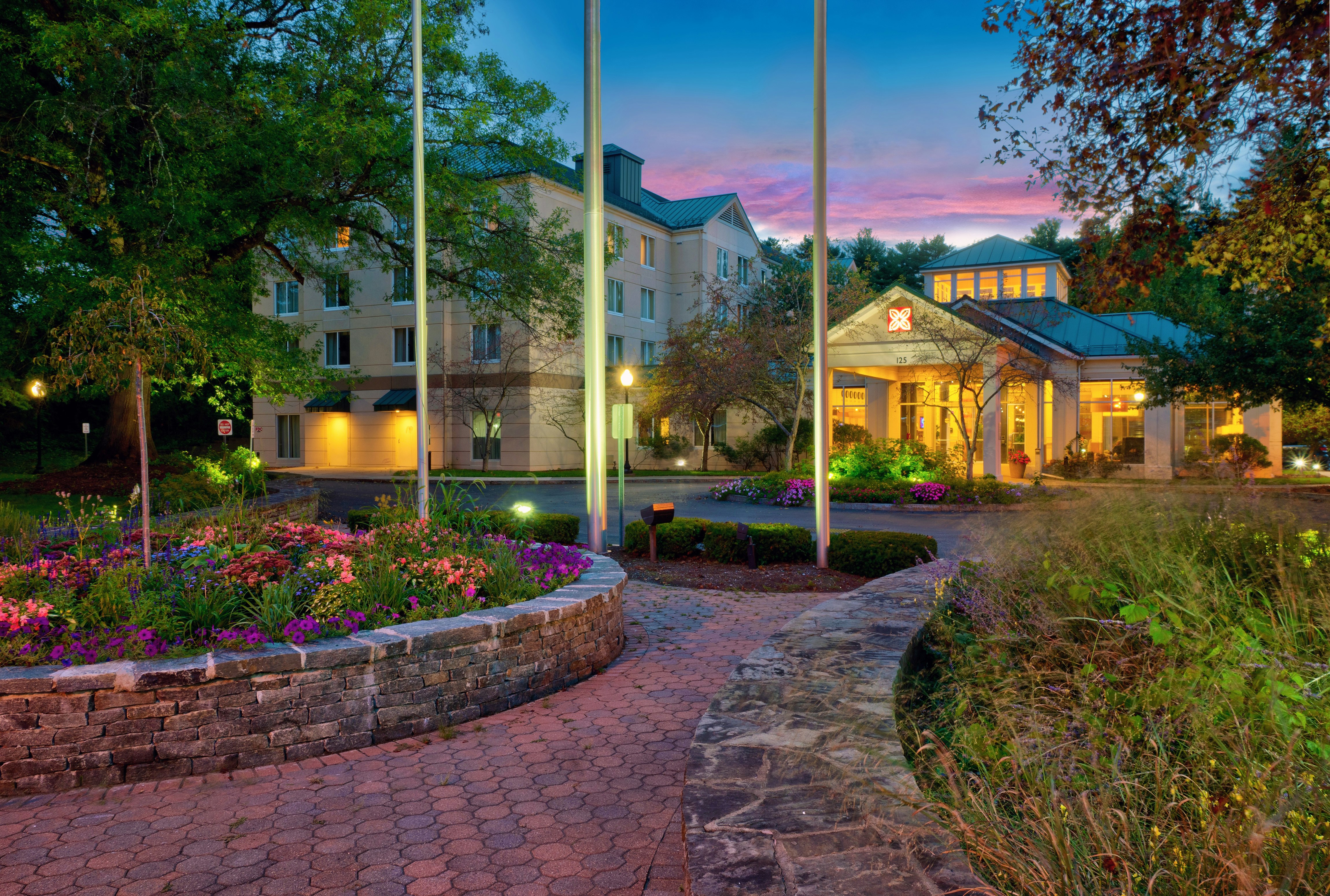 Hilton Garden Inn Saratoga Springs 48/49