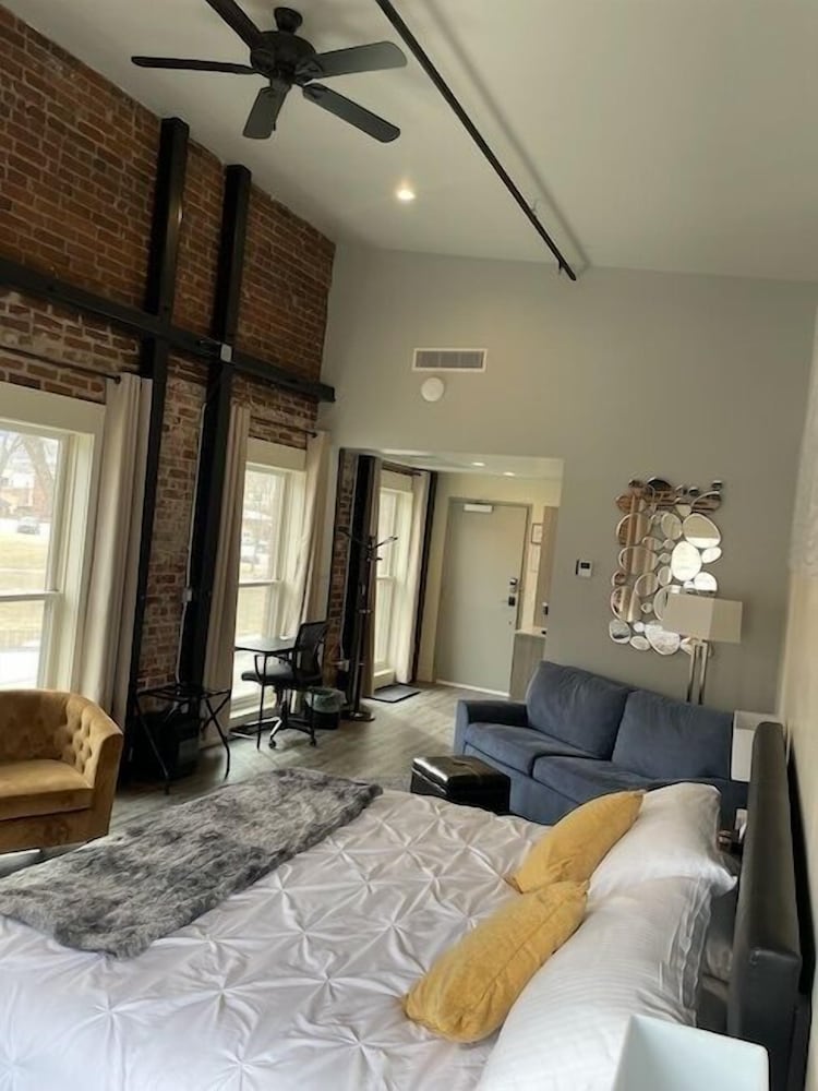 Manhattan Hotel Salida 40/50