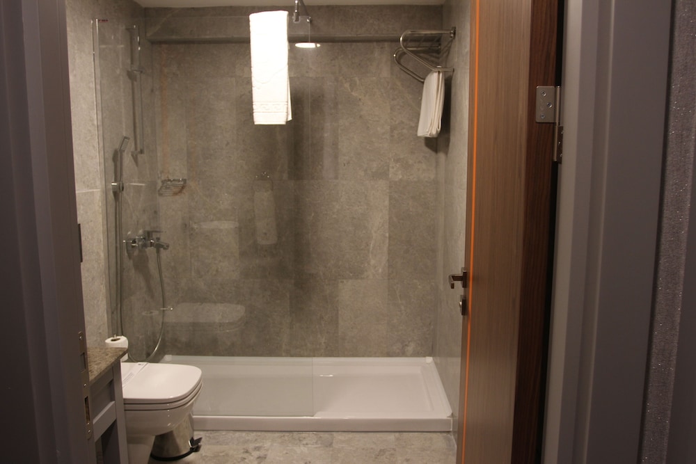 Onyx Business Hotel 34/35