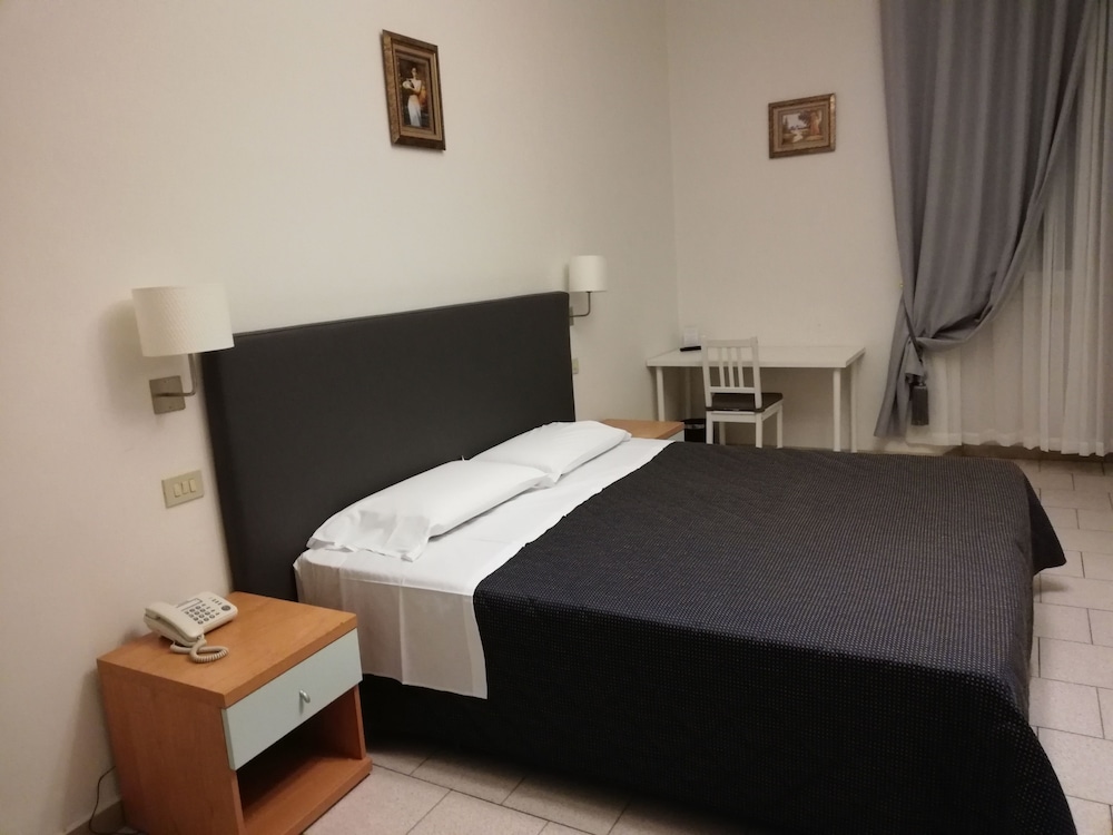 Hotel St James 24/50