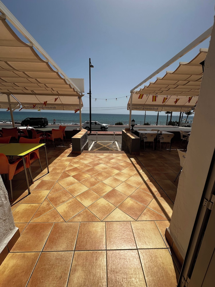 El Flamenco Hostal 25/56