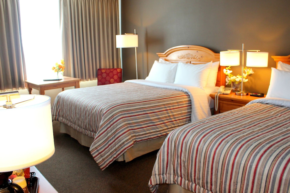 Confederation Place Hotel 34/68