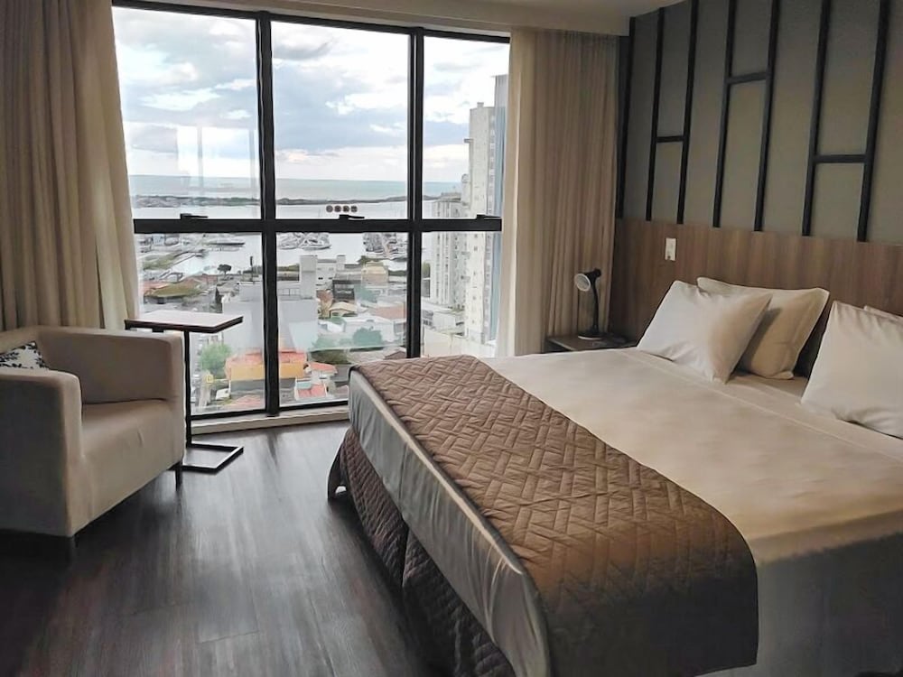 Hotel 7 Itajai Ex Innovare Slim Hotel 18/45