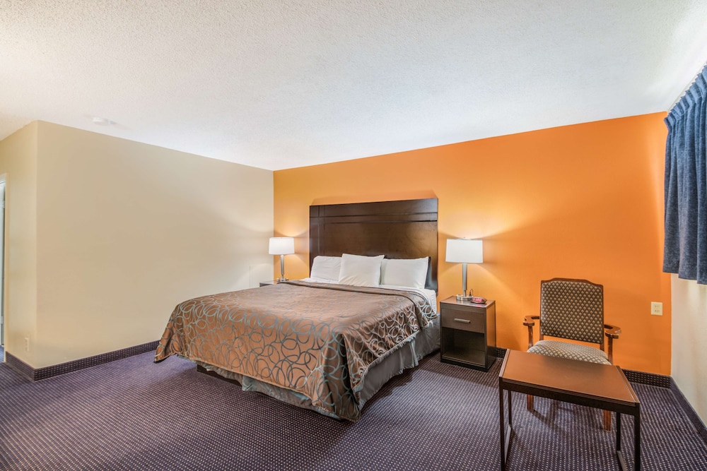 Americas Best Value Inn Giddings 13/37