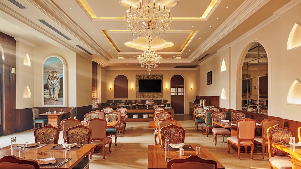Royal Kingdom Resort 25/42