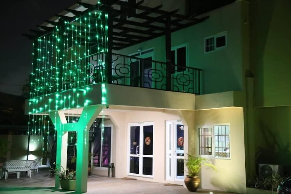 Bella Luxury Hotel 1/42