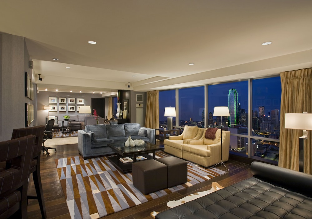Hyatt Regency Dallas 45/78