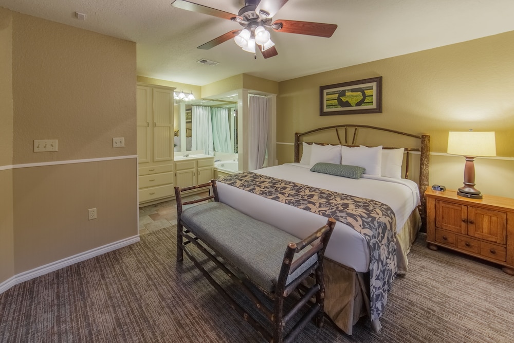 Holiday Inn Club Vacations Villages Resort Lake Palestine 21/63