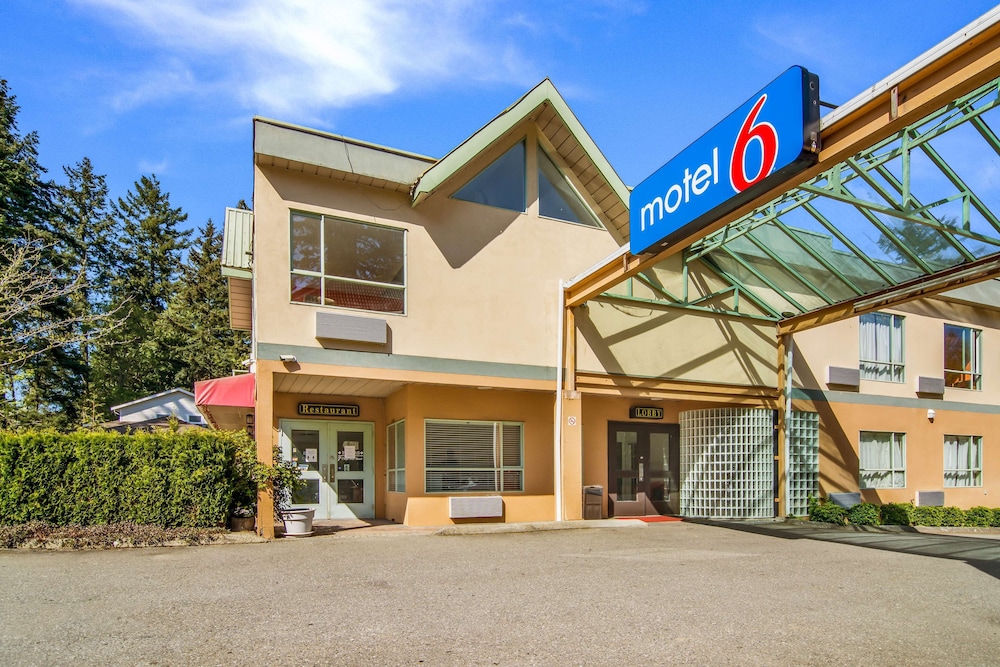 Motel6 Surrey BC in BRITISH COLUMBIA