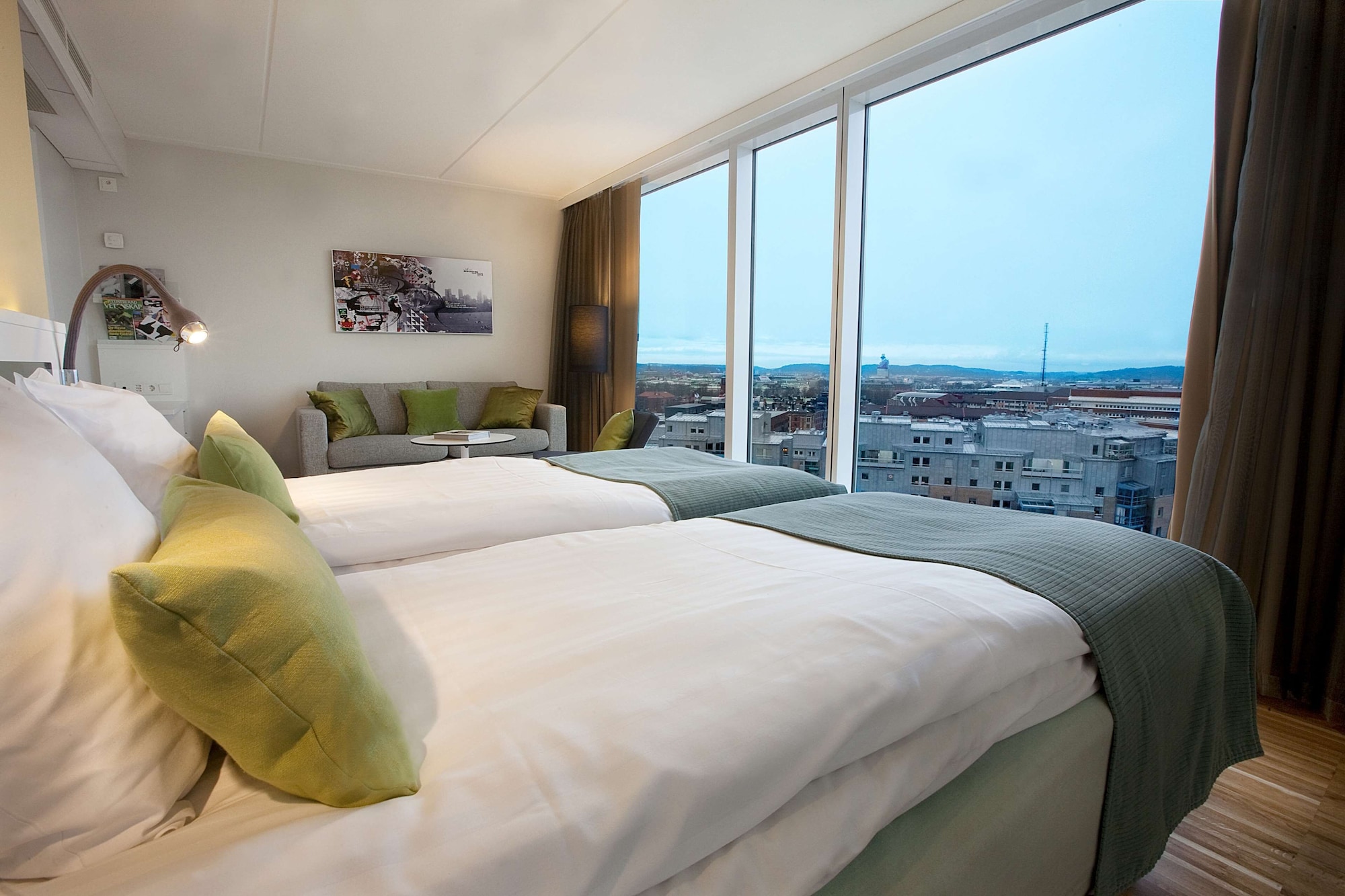SUPERIOR, TWIN BEDS