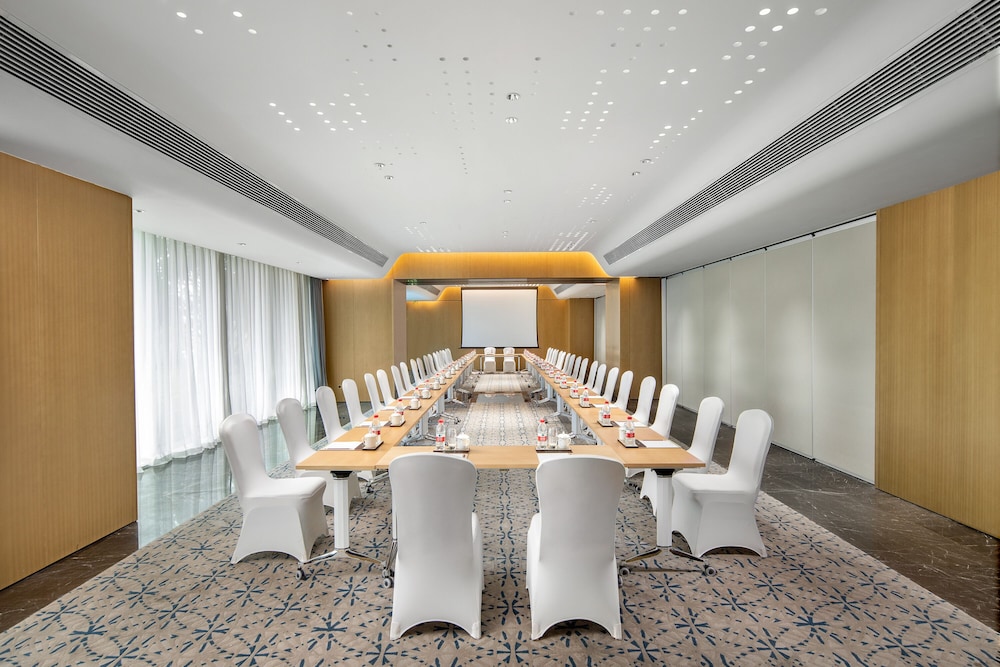 Wyndham Garden Jinjiang 58/65