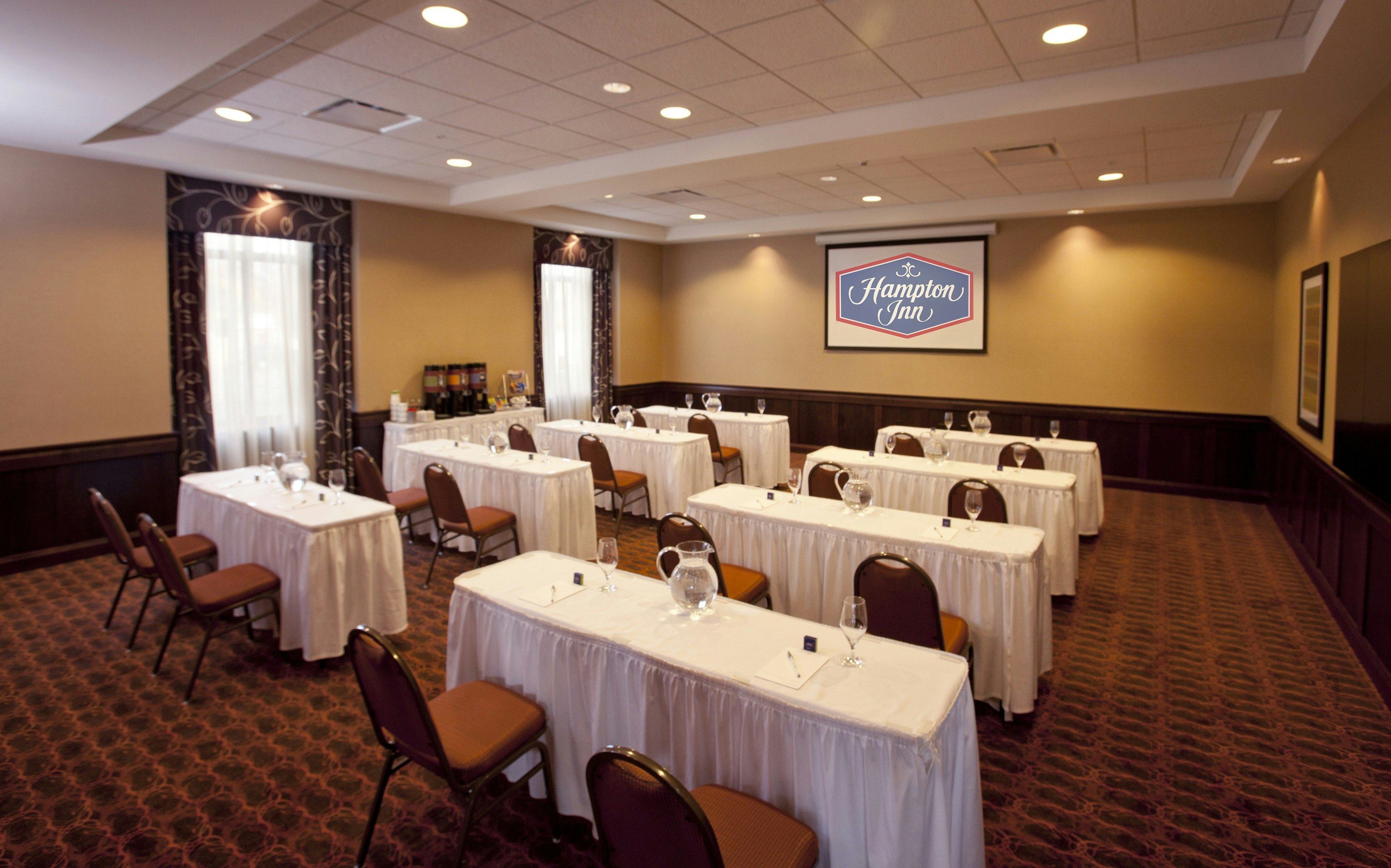 Hampton Inn Marquette/Waterfront 44/46