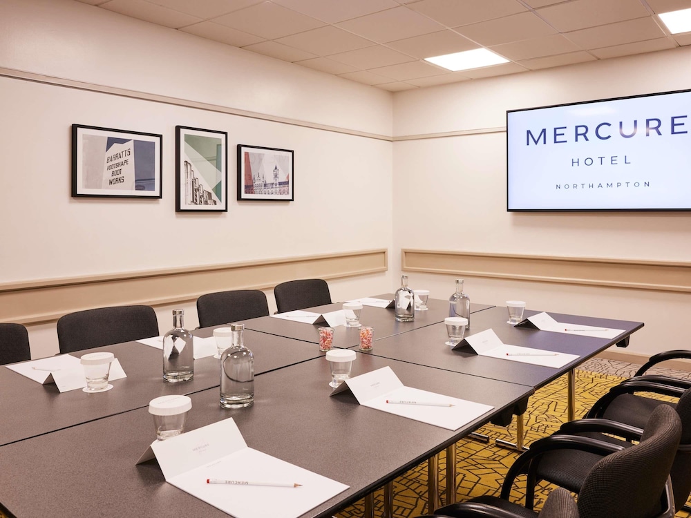 Mercure Northampton 54/63
