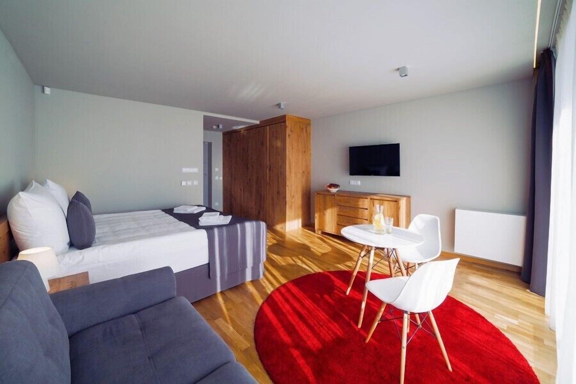 Premium, Double Bed, Partial Lake View, Balcony