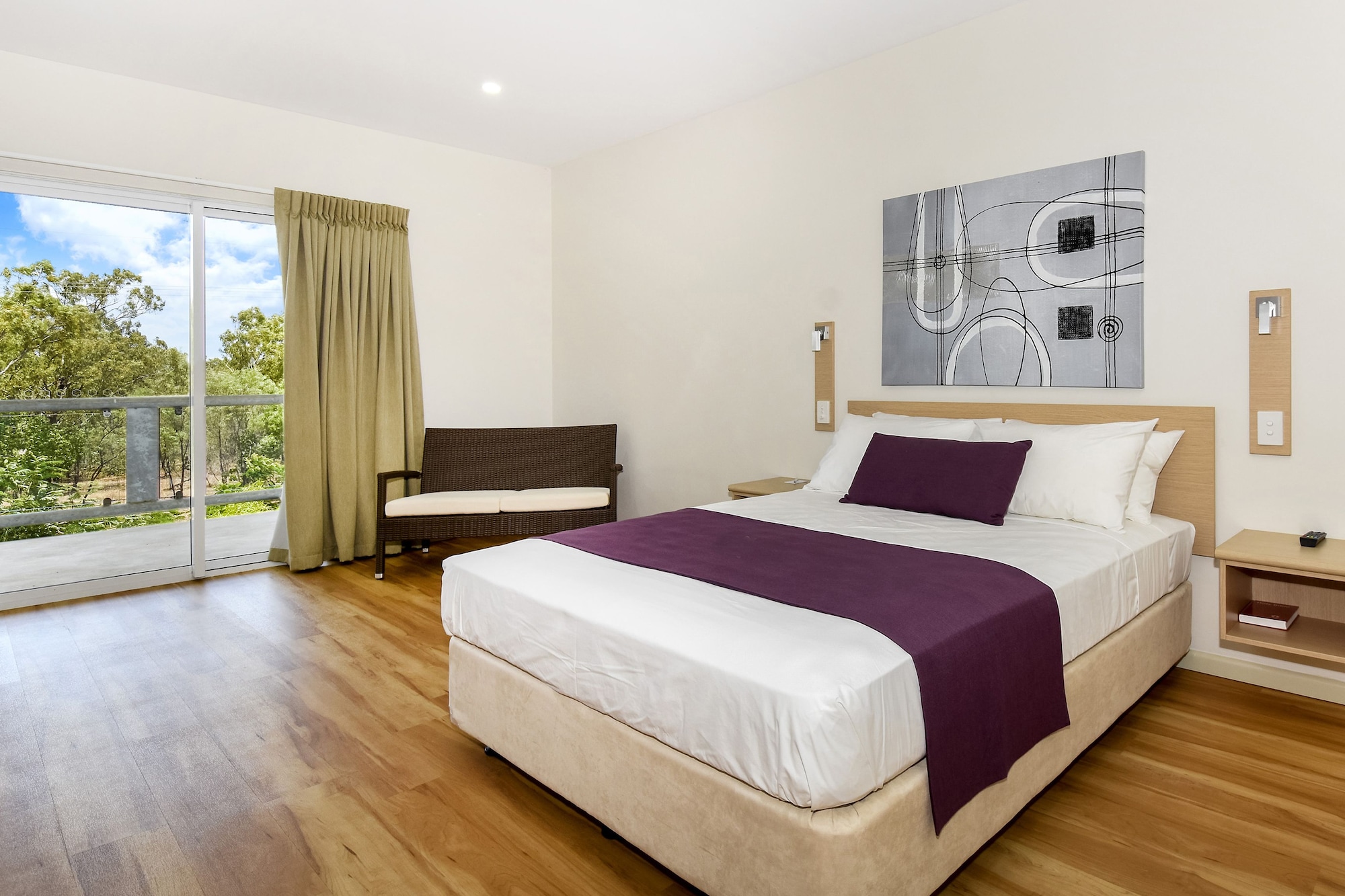 One Bedroom Apartment