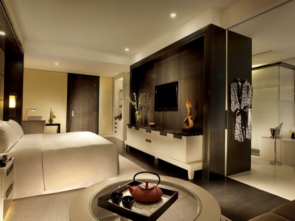 Banyan Tree Tianjin Riverside 50/50