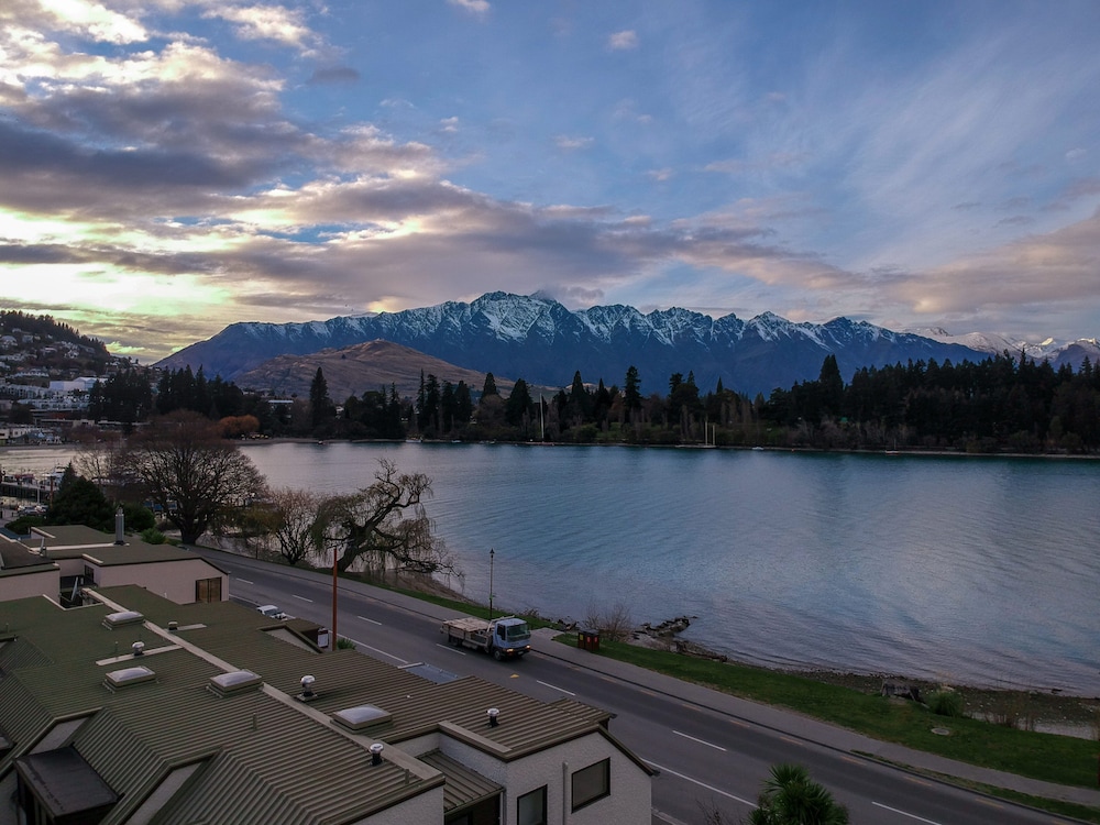 Lakeside Motel - Queenstown 24/28