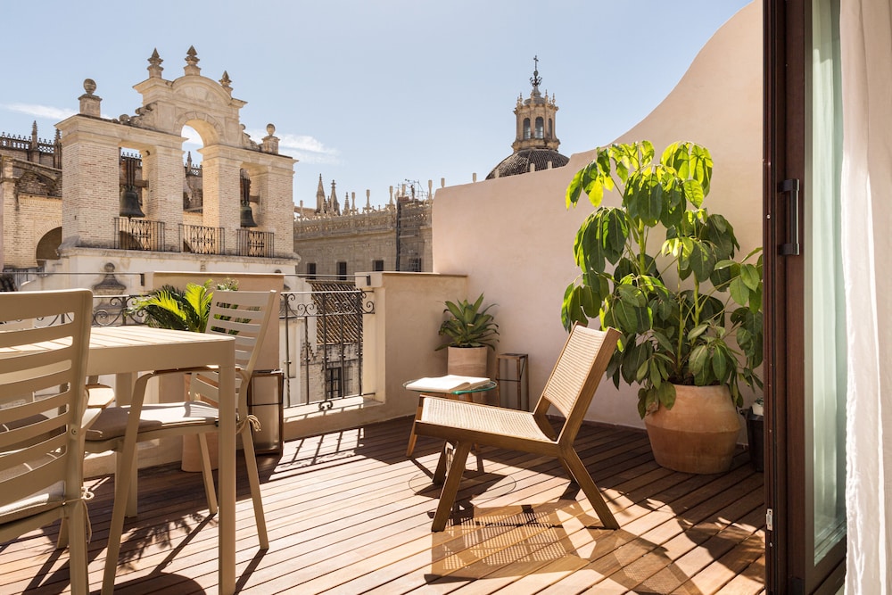 Apartamentos Puerta Catedral Sevilla 35/58