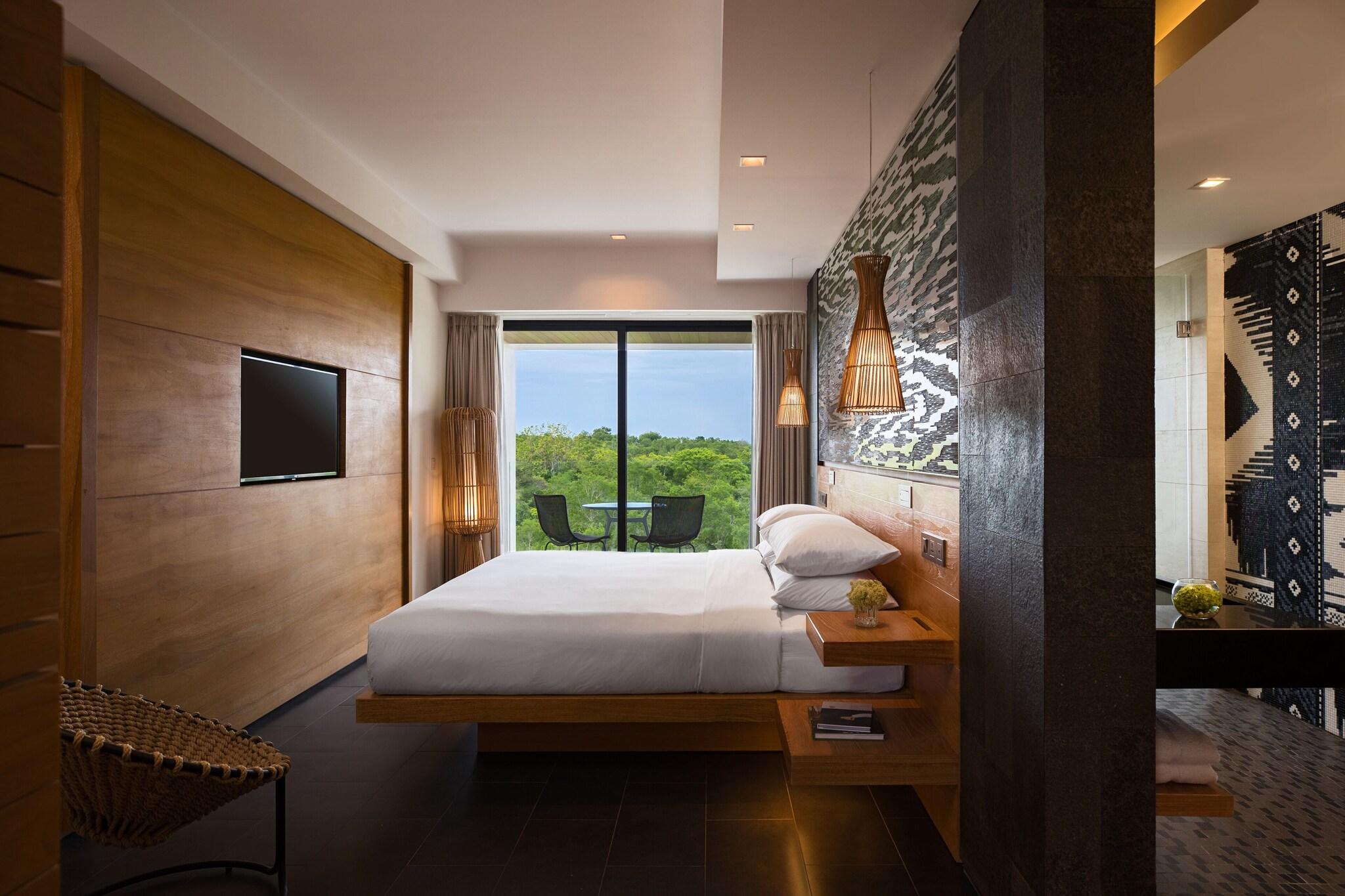 Deluxe, Double Bed, Garden View