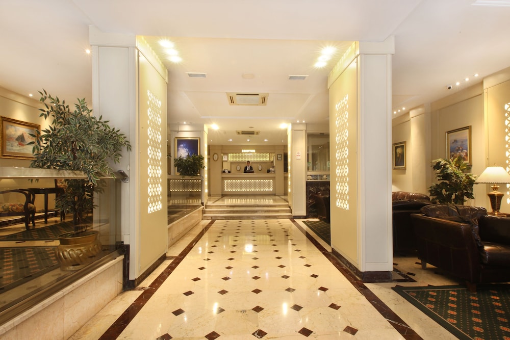 Berr Hotel 28/50