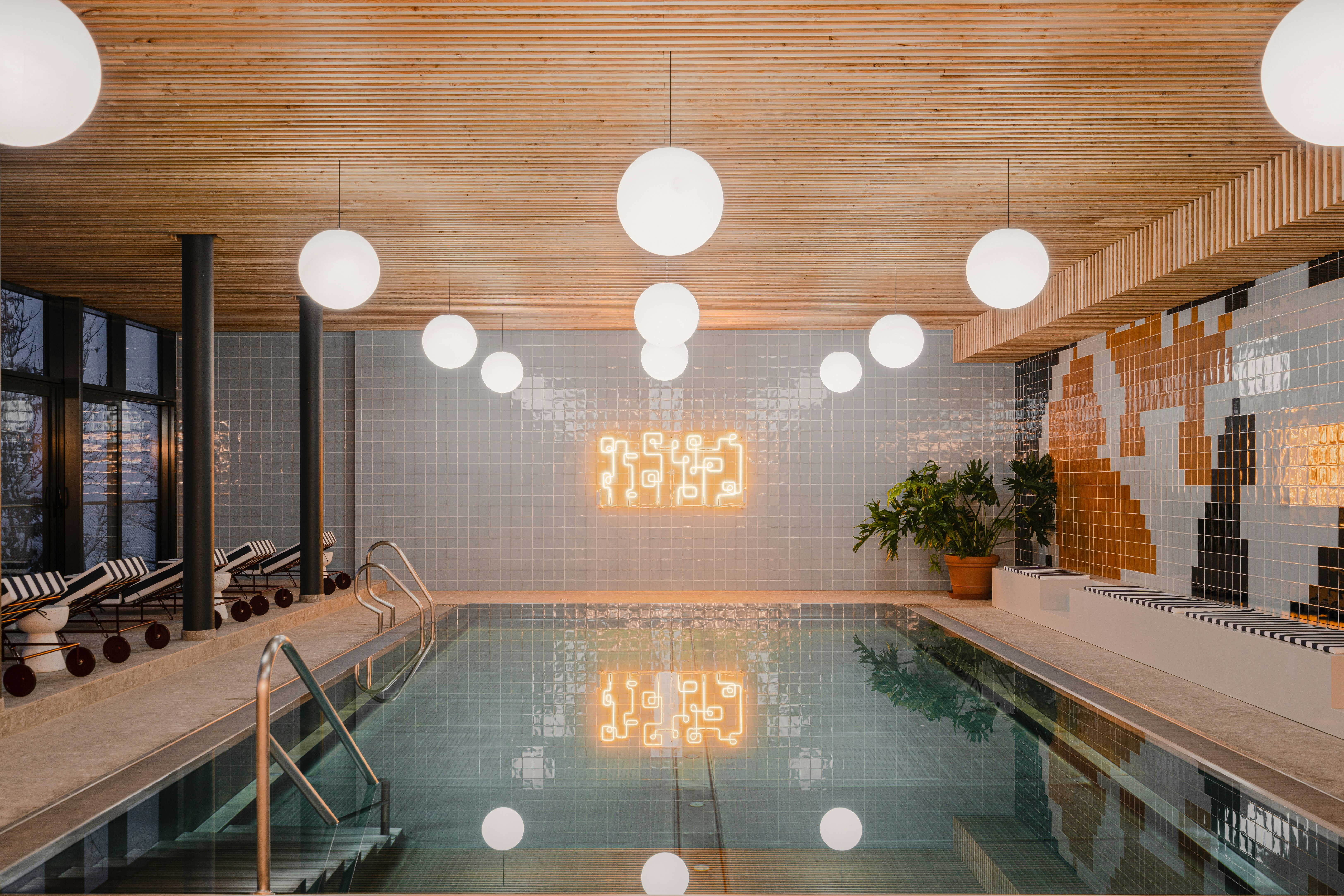 The Comodo Bad Gastein, a Member of Design Hotels 5/14