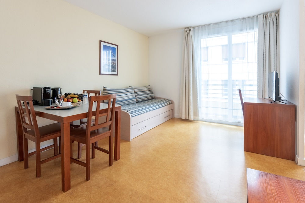 RESIDHOTEL GRENETTE 18/24
