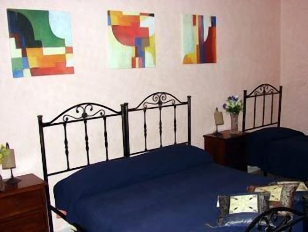 Teatro Bellini Bed Breakfast 18/35