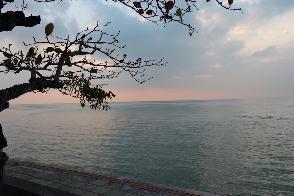Sri Samui Hotel 21/24