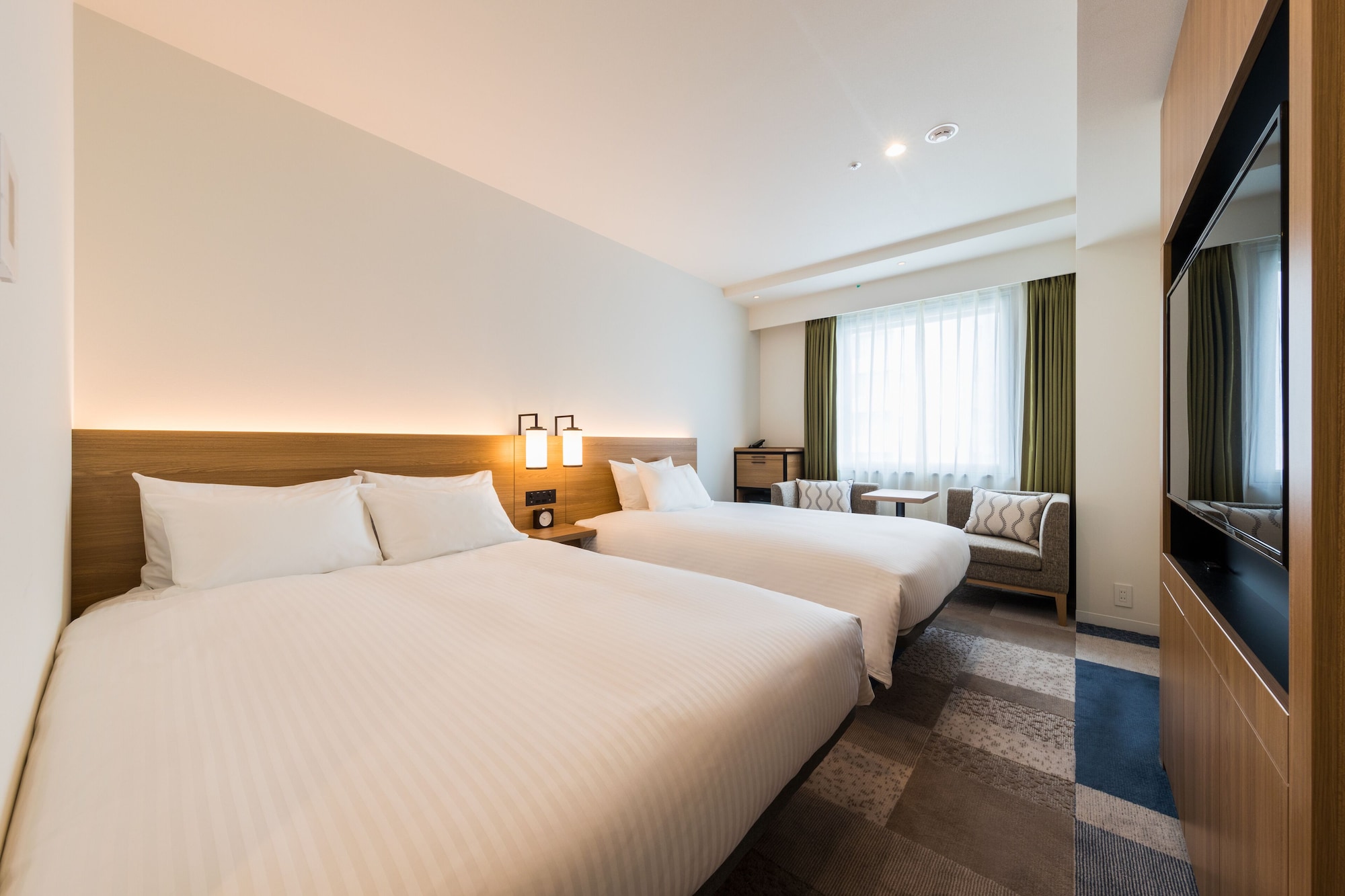 SUPERIOR, TWIN BEDS
