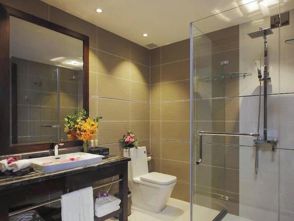 Athena Boutique Hotel 57/61