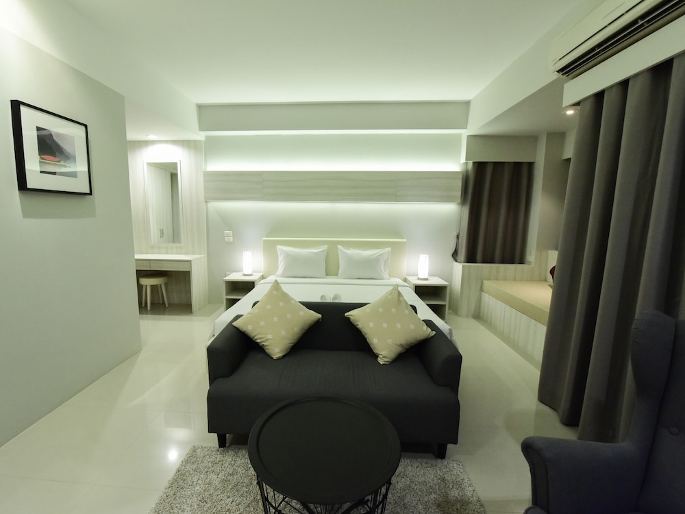 Trendy Hotel 18/44