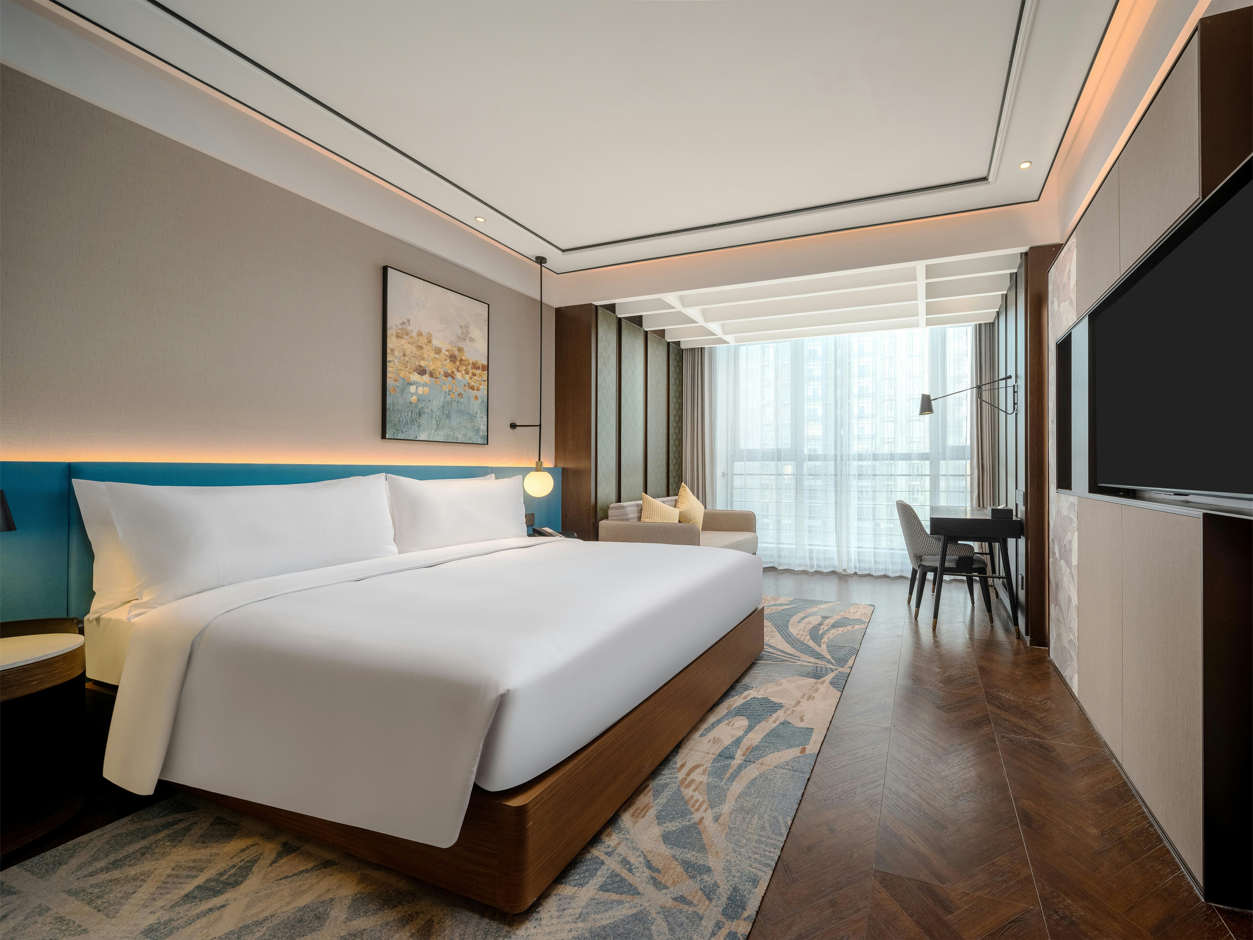 DELUXE, KING BED, SOFA