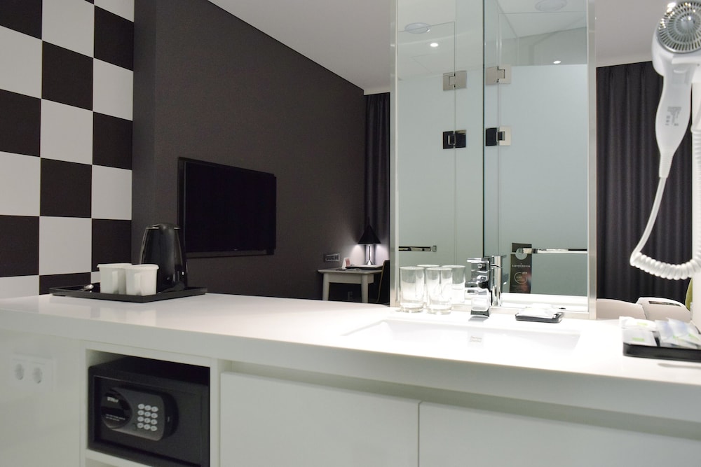Ibis Styles Ambassador Seoul Yongsan 19/70