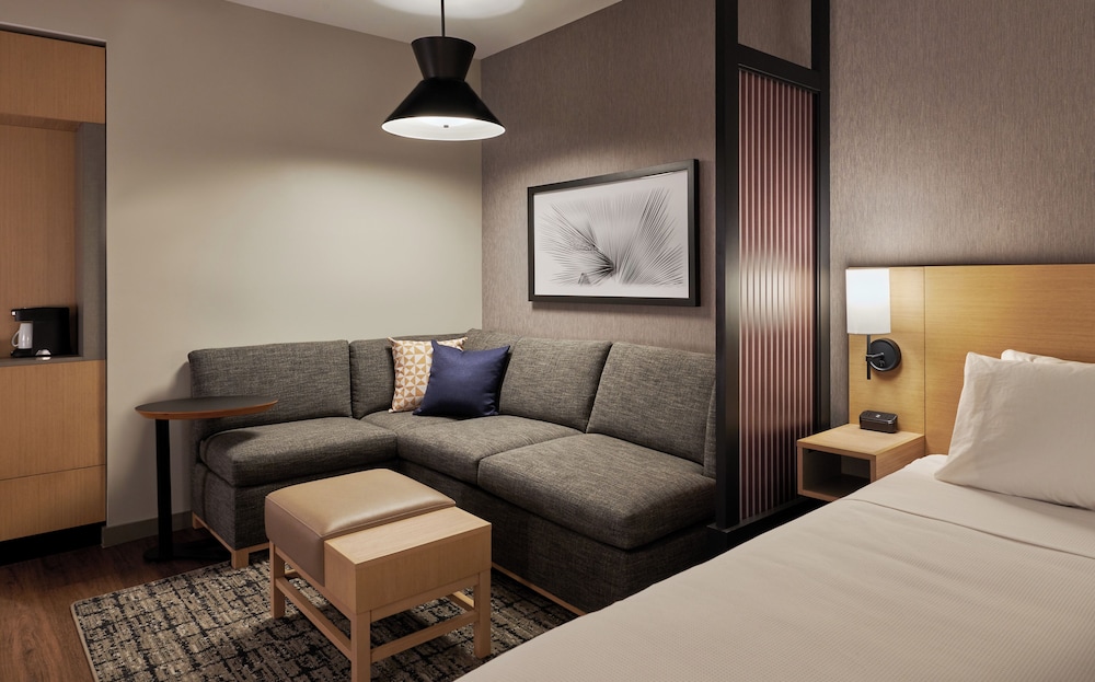 Hyatt Place Asheville Airport 7/19