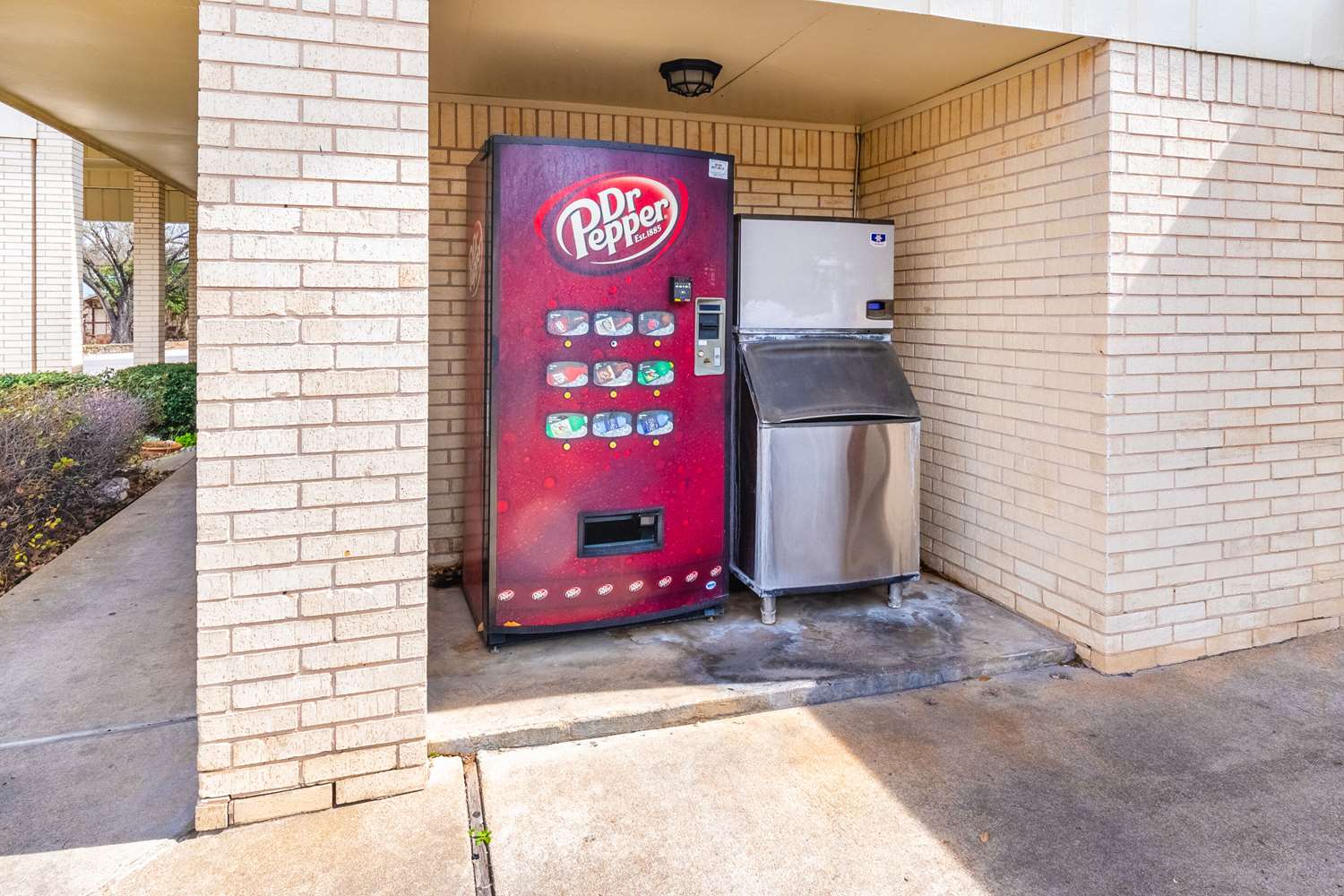 Econo Lodge Fredericksburg 5/33