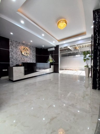 Grand Avira Hotel 2/11