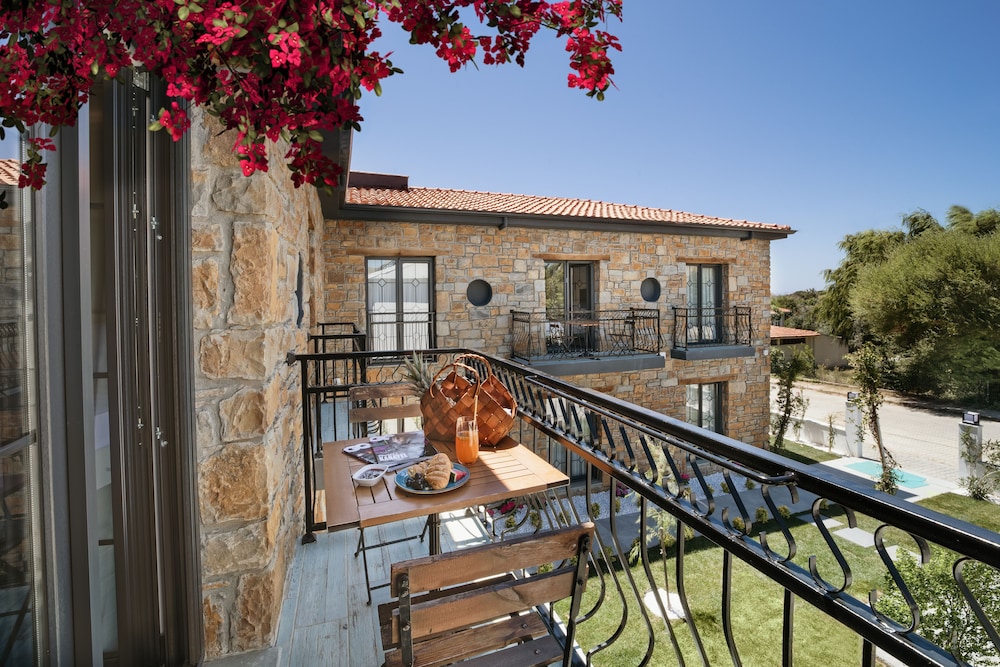 Melitya Hotels Gokceada 37/42