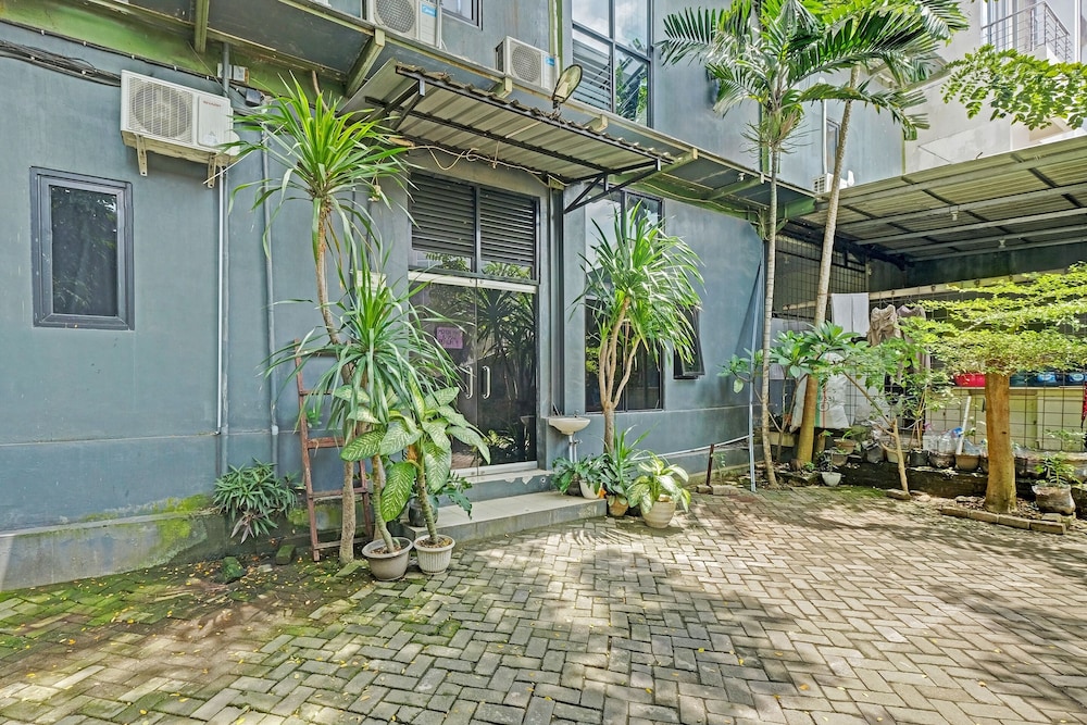 Hotel O Semarang near Bandara Ahmad Yani formerly Rumah Ceria 37/40