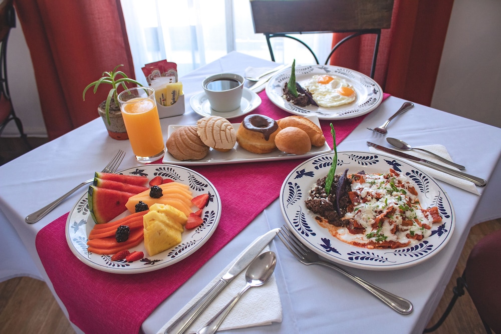 Hotel La Casona 54/68