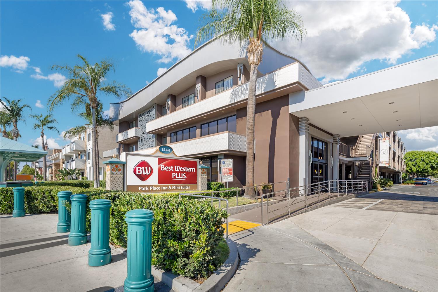 Best Western Plus Park Place Inn - Mini Suites 19/21