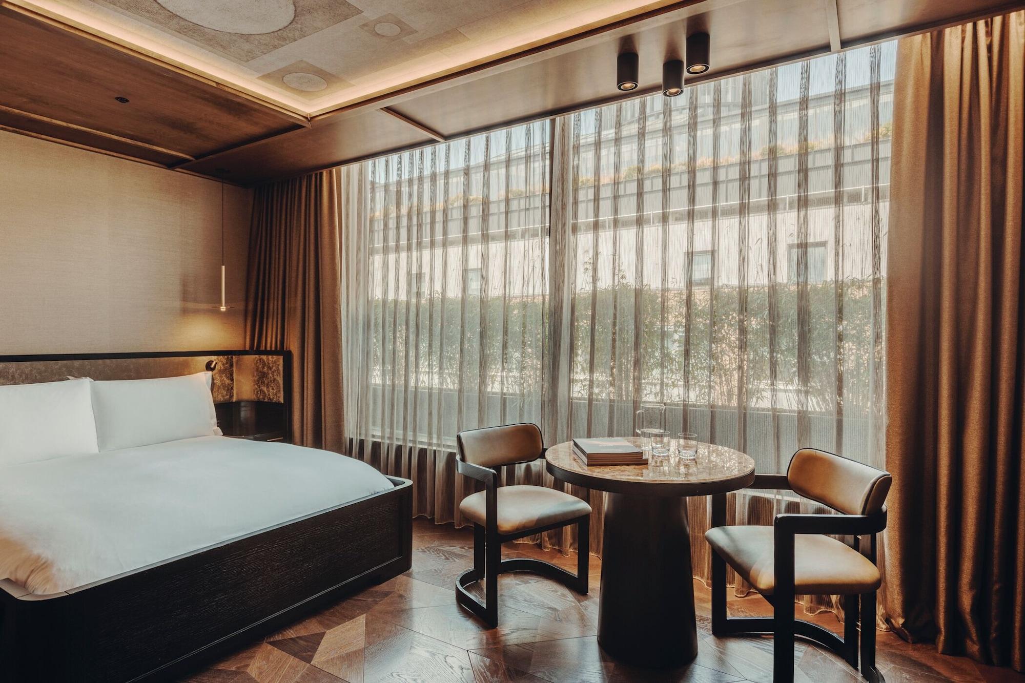 Aethos Skyline Room