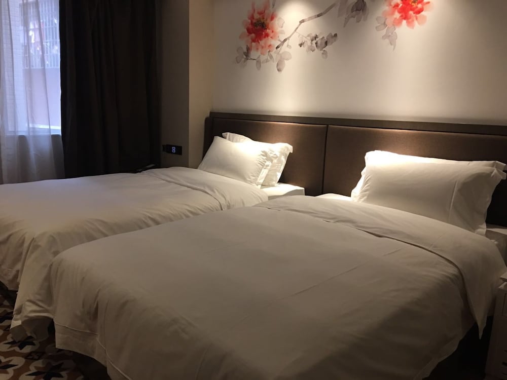 Paco Hotel (Guangzhou Dongpu Tianhe City) 4/33