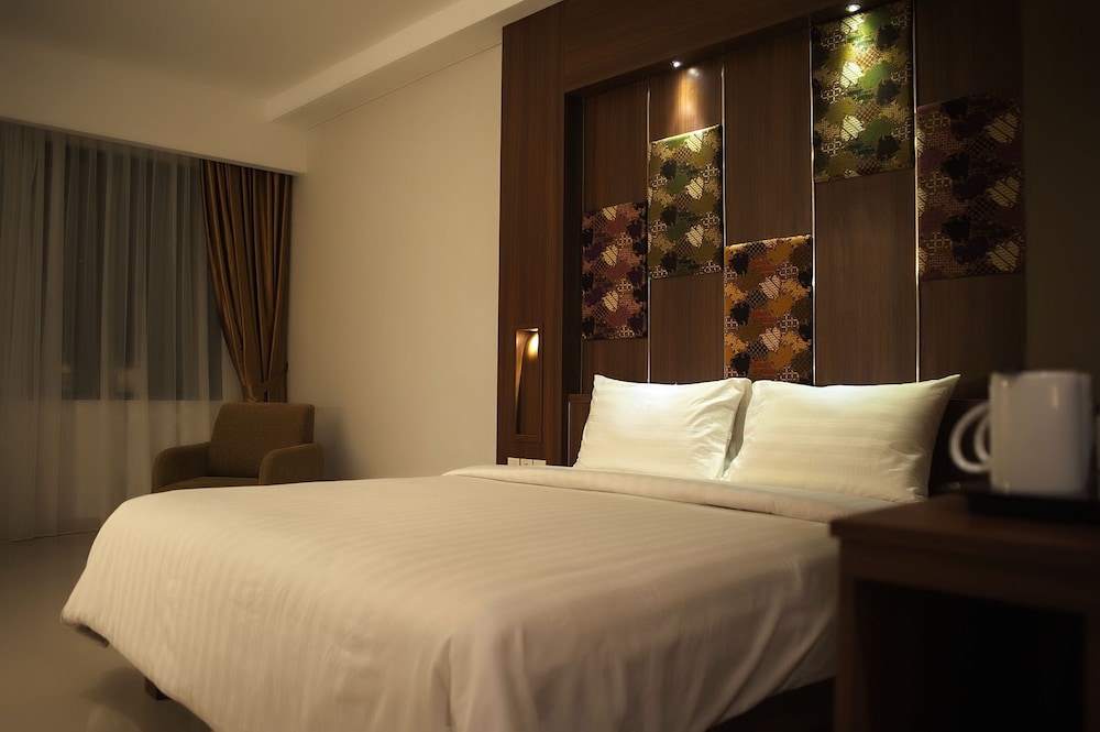 Anugrah Hotel 32/72