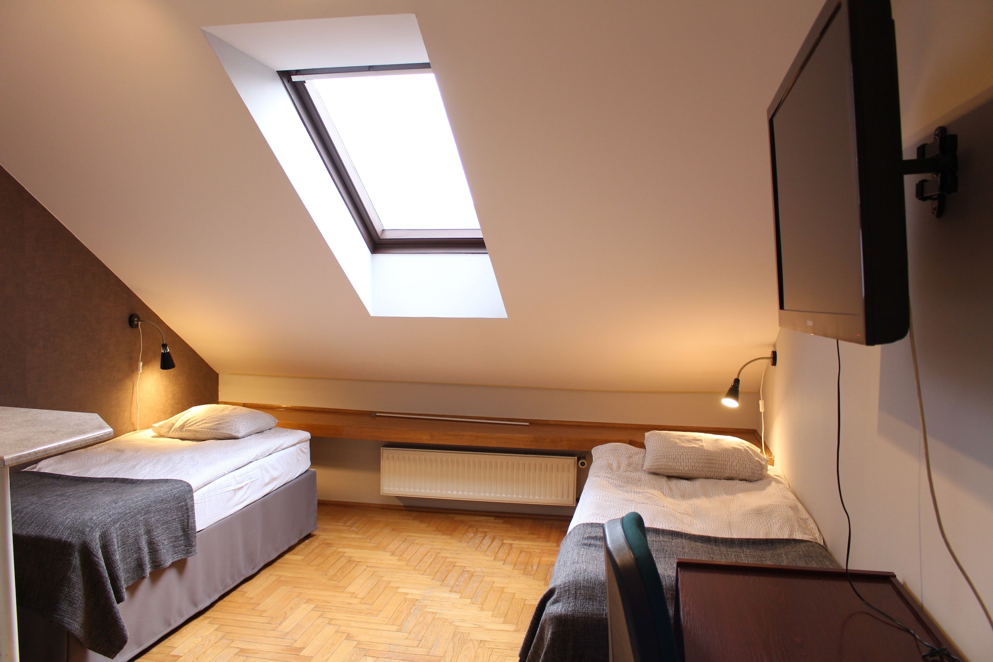 Room, Double Bed