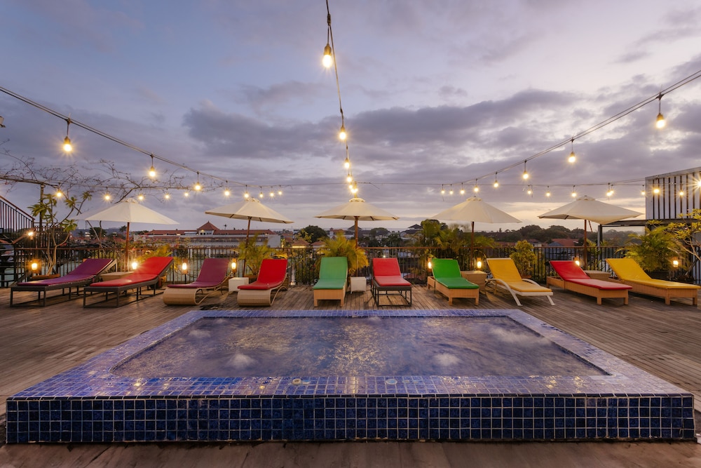 Horison Seminyak 66/77
